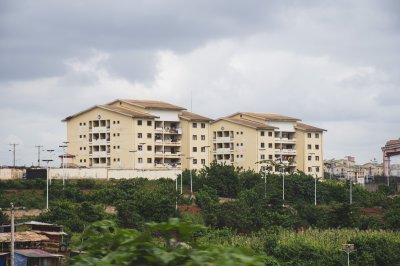 Logements sociaux à Olembé, Yaoundé – Urbanisation et Habitat au Cameroun