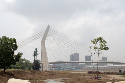 Architectural view de le Alassane Ouattara pont à Abidjan