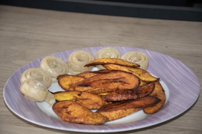 Plantain fries avec miondos – camerounais dish