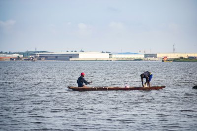 Artisanal fishing sur le Abidjan lagune – entre tradition et modernity