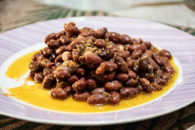 Gros plan de red beans à red oil – Authentic africain cuisine