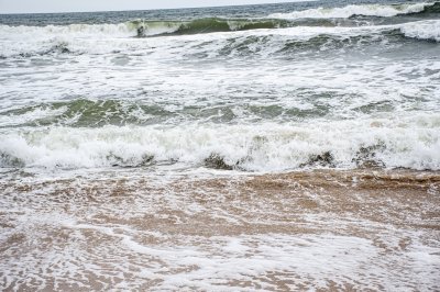 Foam et vagues sur le plage à San Pedro, Côte d'Ivoire – Atlantic océan