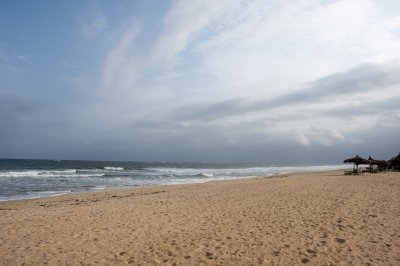 San Pedro plage avec doré sable et Atlantic océan vagues – Côte d'Ivoire