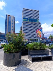 Daytime view de le bâtiment à Abidjan, located à le Plateau district, le business center de le economic capital de Côte d'Ivoire.