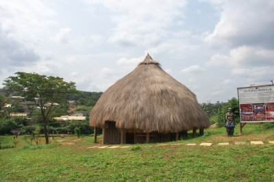 Traditionnel camerounais paillote avec un en chaume roof, un symbole de africain Grassfields architecture.