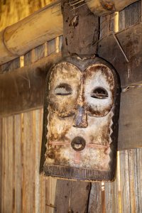 Traditionnel camerounais rituel objects – Spiritual heritage de le villages