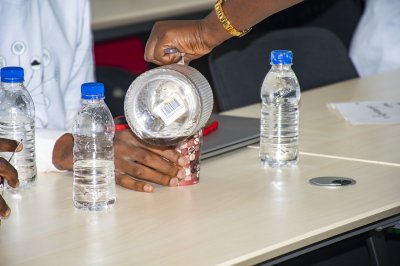 Hot boisson service during un réunion or session de formation