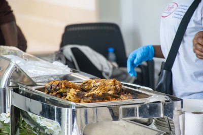 Hot buffet service – Event catering