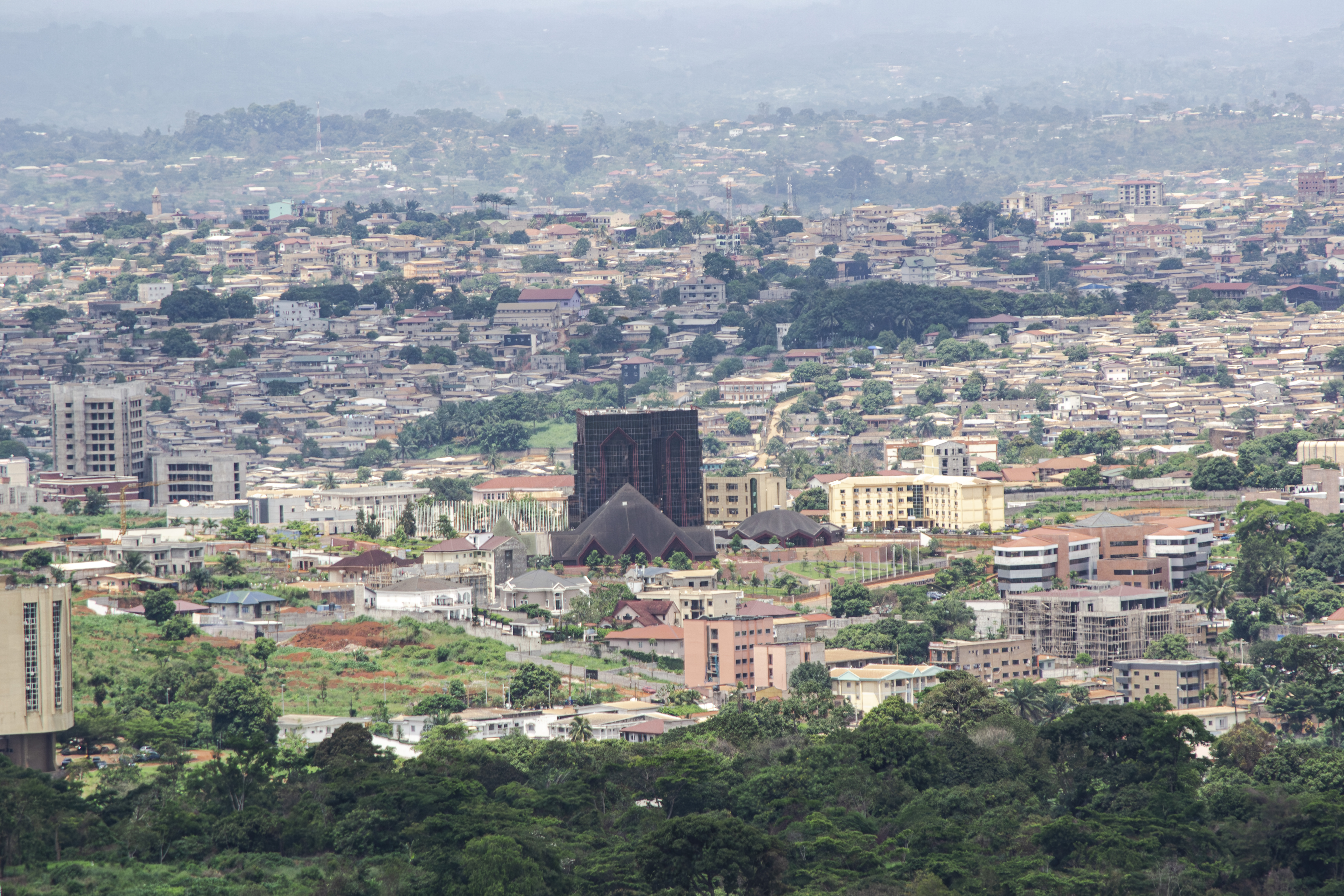 Vue aérienne de yaounde, Cameroun 08