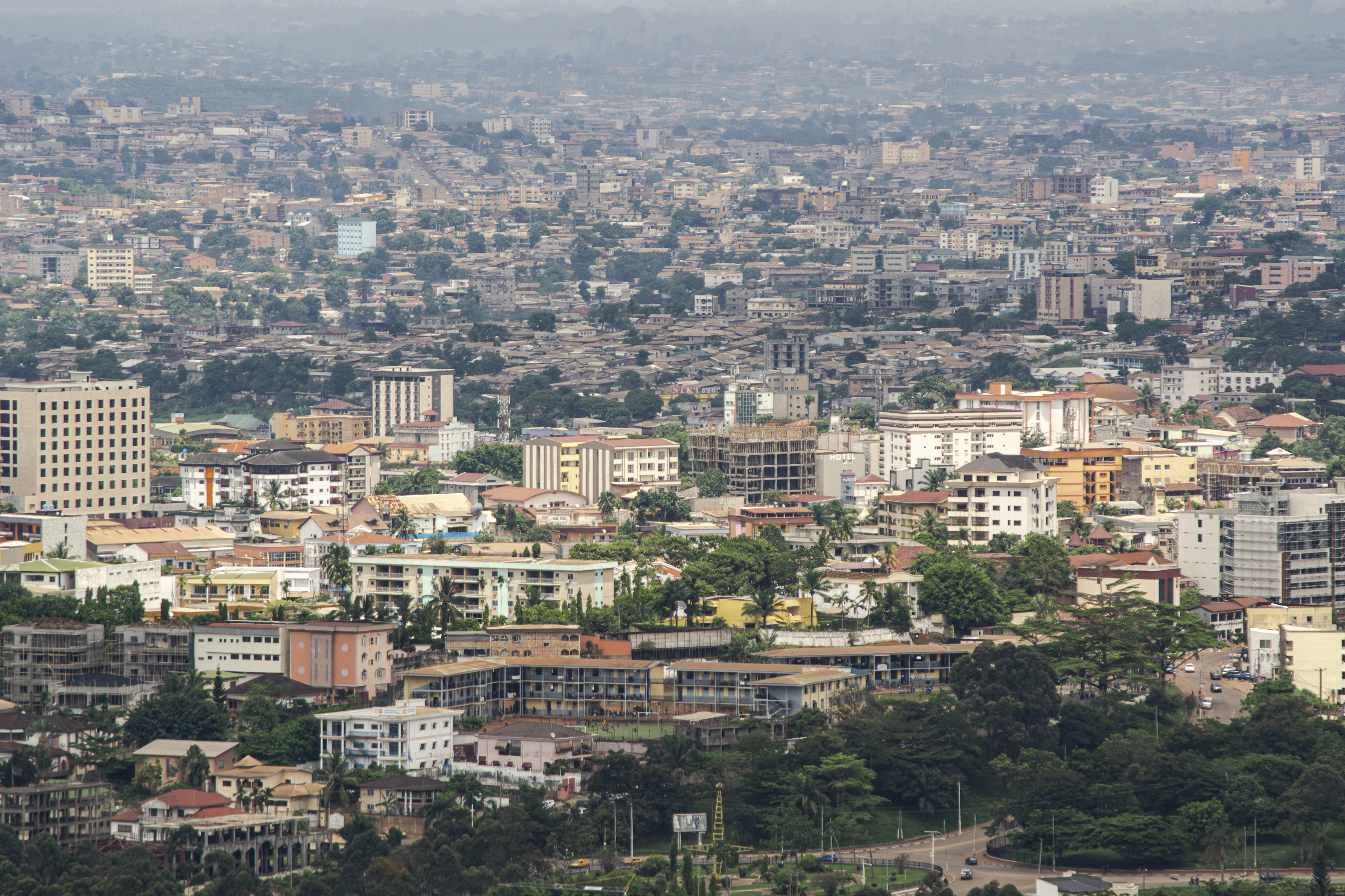 Vue aérienne de yaounde, Cameroun 10