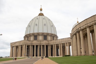 Image de le Basilique de Notre-Dame de la Paix à Yamoussoukro 04