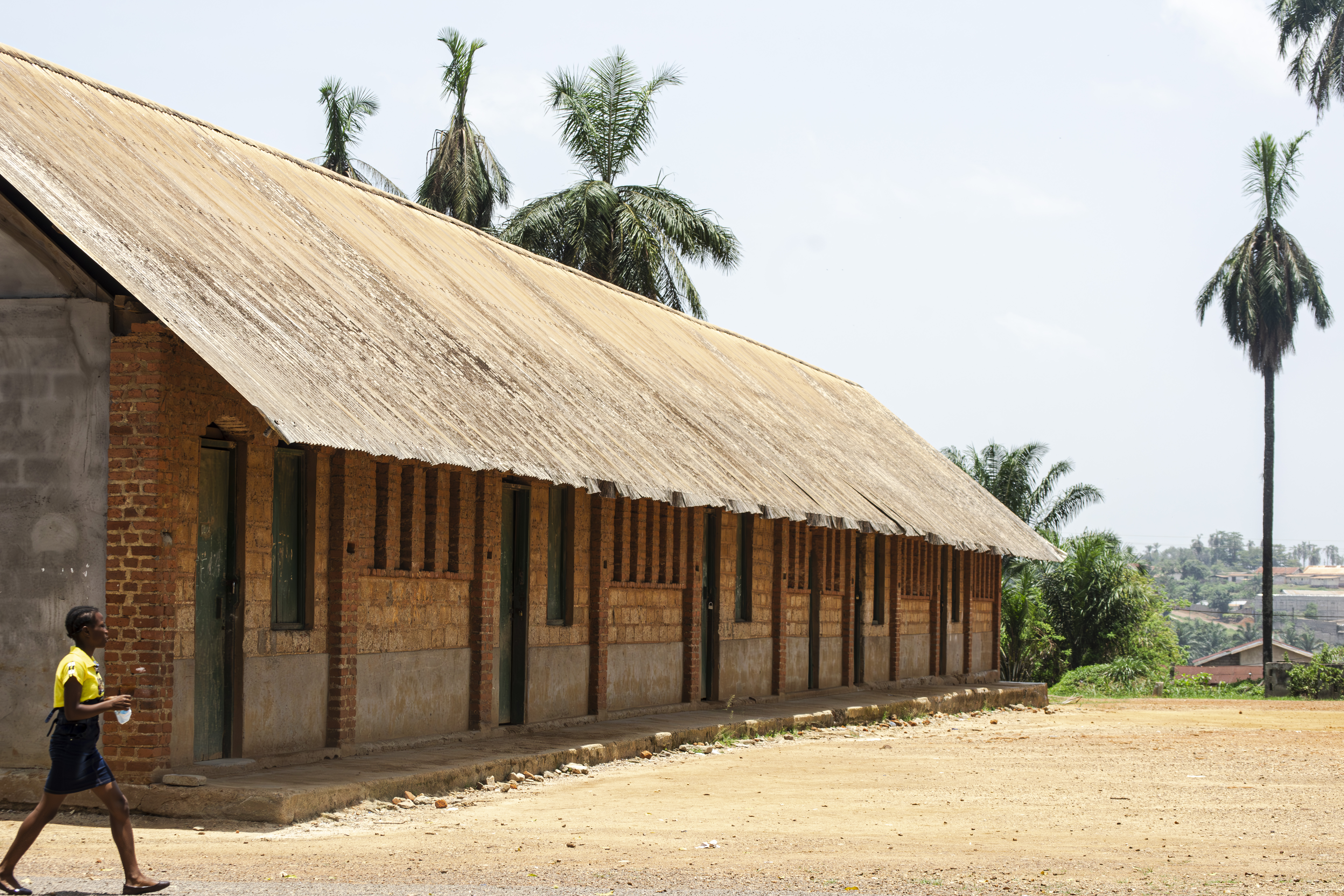 Notre-Dame du Rosaire Cathédrale Catholic École Primaire, Mbalmayo, Cameroun