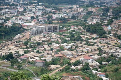 Vue panoramique de part de le city de Yaounde 04