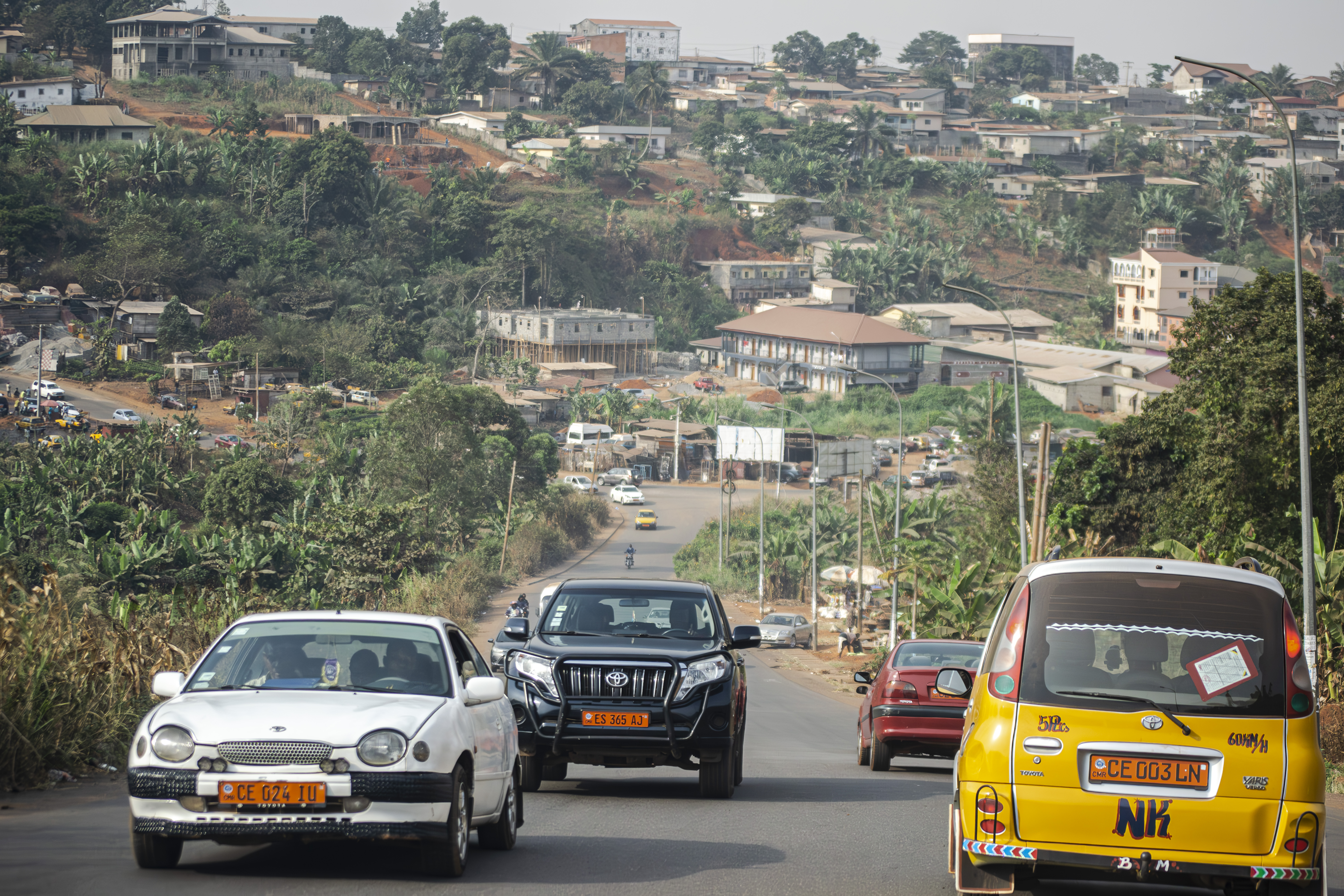 Trafic routier et Paysage urbain à Ngoaékélé à Yaounde, Cameroun