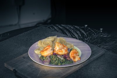 Ndolé royal dish accompagné de miondos 11