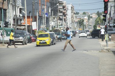 Activités de rue à Abidjan, Côte d'Ivoire