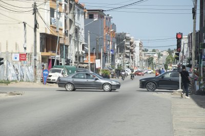 Activité de rue et Circulation à Abidjan, Côte d'Ivoire