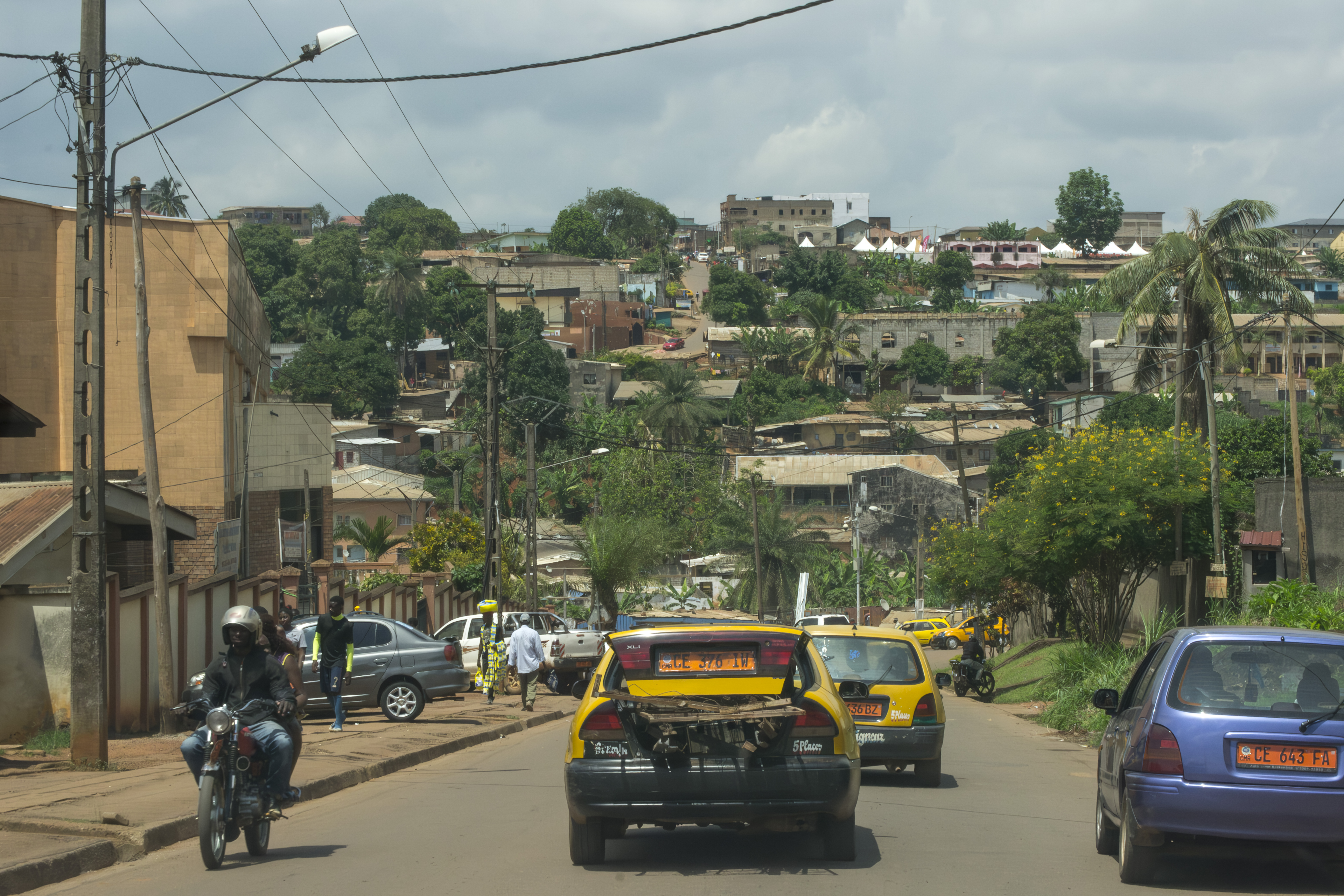 Rue à le mvog ada quartier, Yaounde, Cameroun