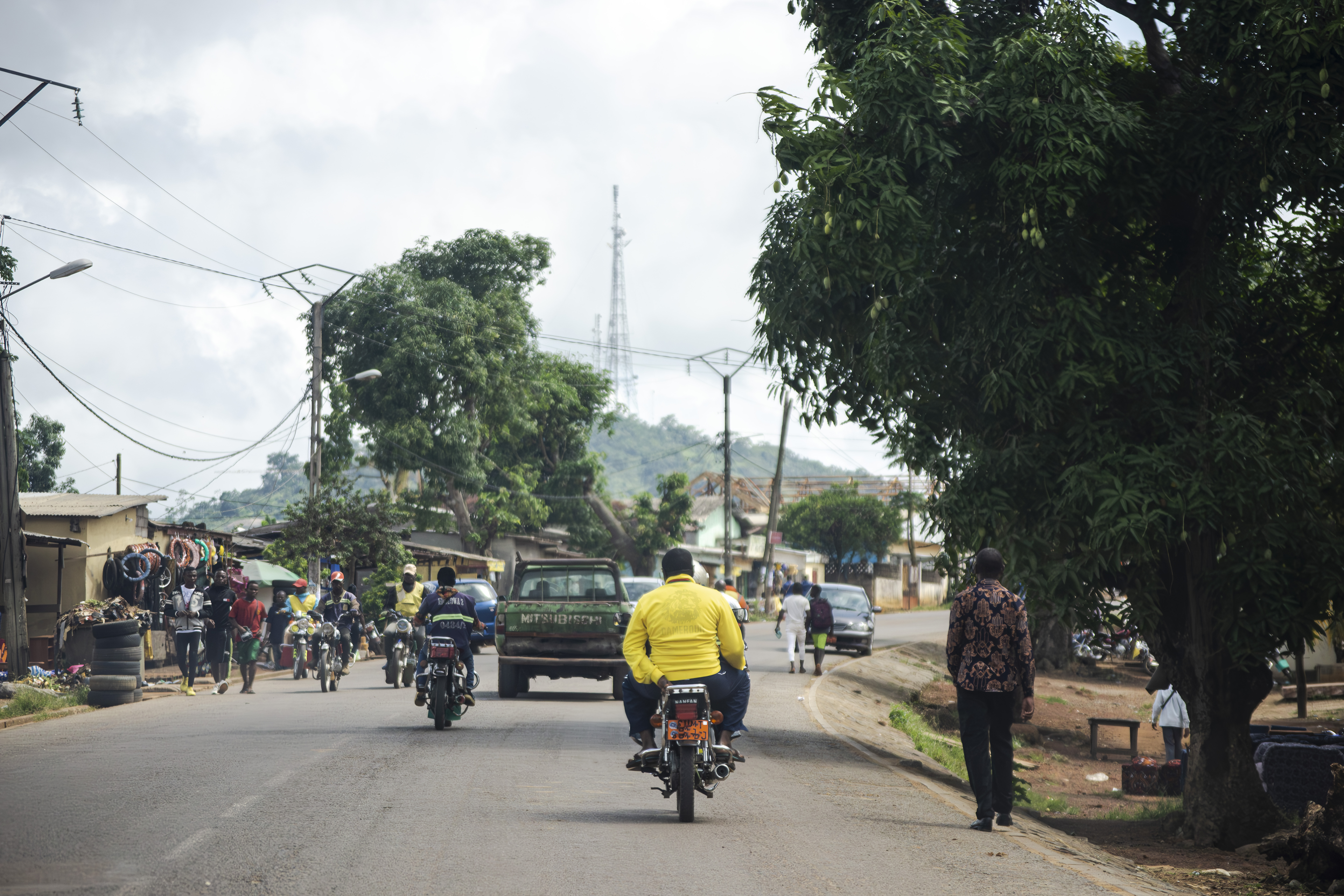 Circulation sur le streets de Ebolowa, Cameroun