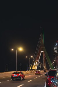 Trafic nocturne sur le Pont Alassane Ouattara 01