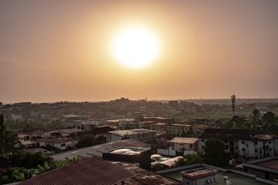 Orange Lever de soleil sur le city de Abidjan